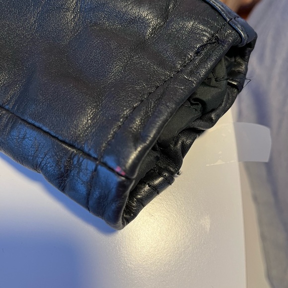 VINTAGE Black Leather Moto Jacket - Picture 8 of 11